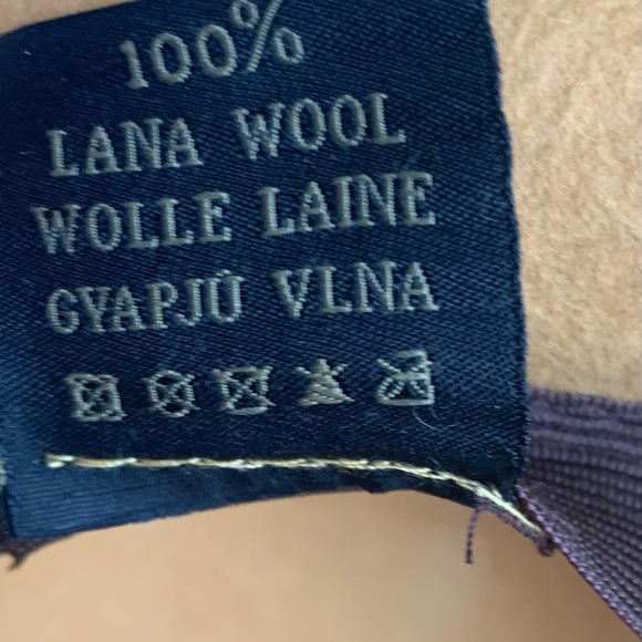 Italian-made Wool Felt Round Bowler Hat - Picture 7 of 8